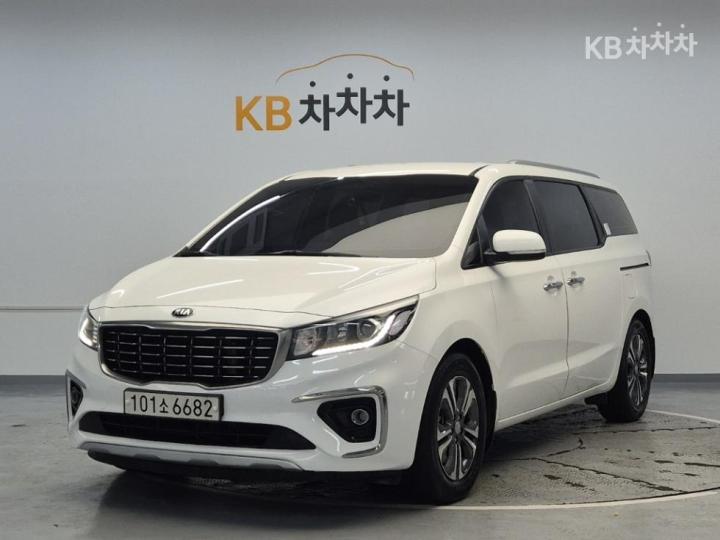 Kia Carnival The New 9 Seater 2.2 Diesel Luxury