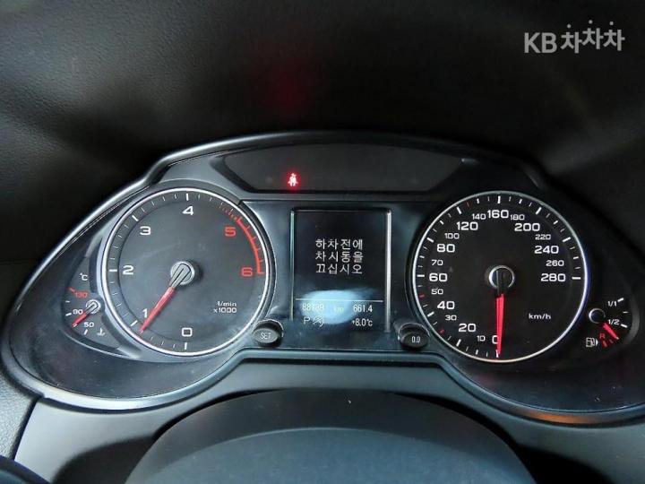 Audi Q5 35 TDI Quattro Dynamic 8R 10