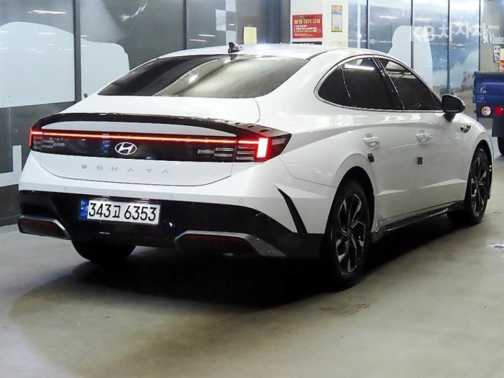 Hyundai Sonata The Edge DN8 1.6 Turbo Exclusive 5