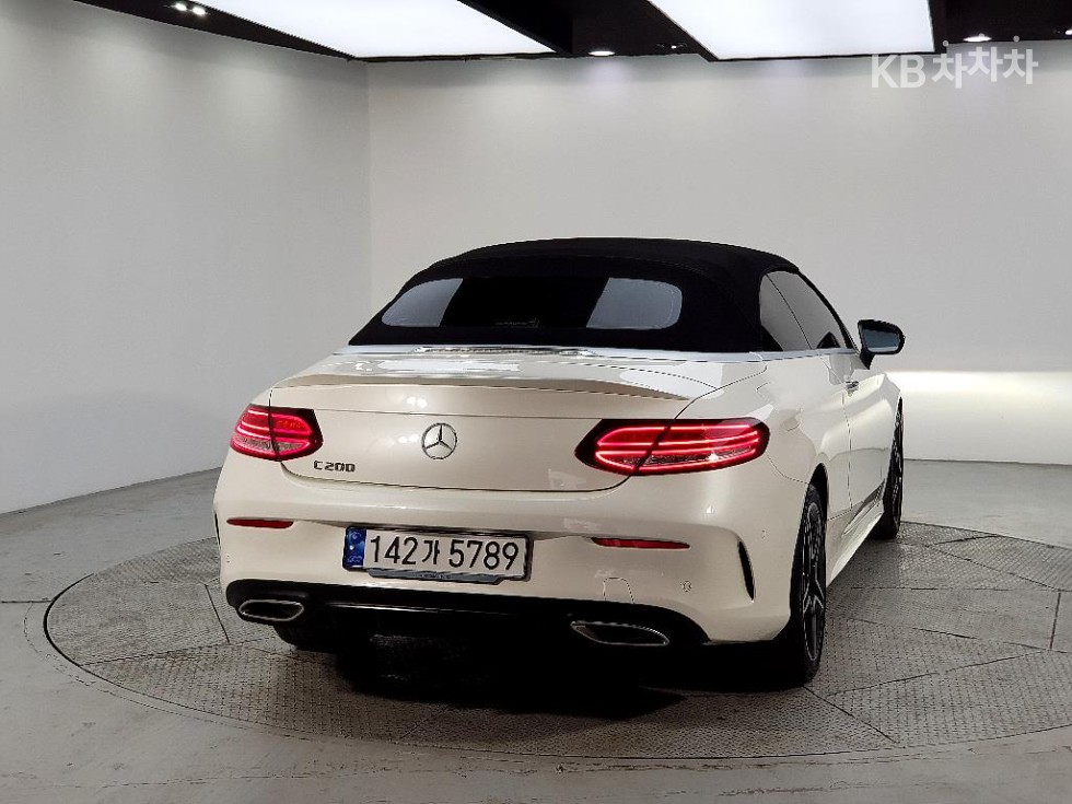 2023 - mercedes-benz c-class
