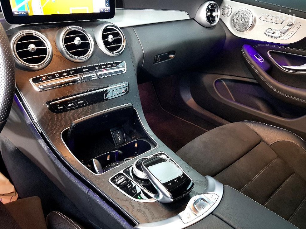 2023 - mercedes-benz c-class