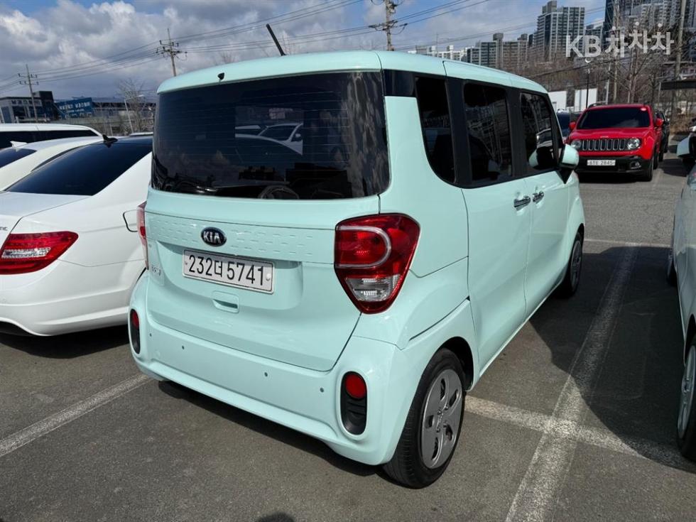 2021 - kia ray