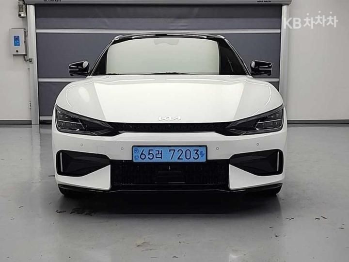 Kia EV6 GT 3