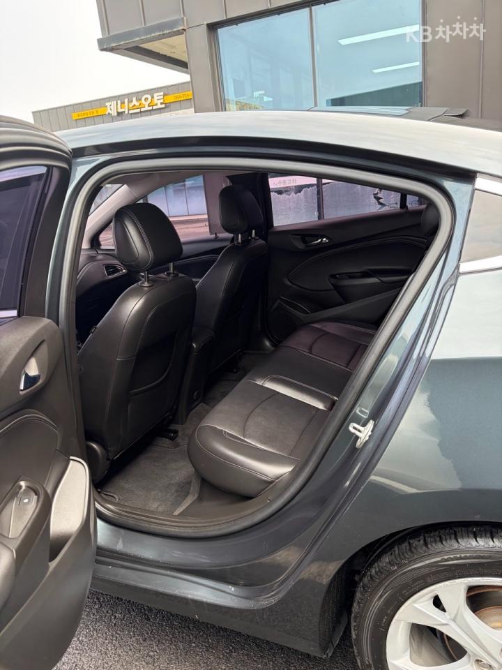 Chevrolet Cruze 1.4 Turbo LT Deluxe 8