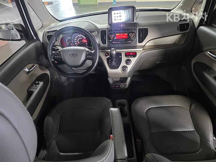 Kia Ray 1.0 Gasoline Luxury 9