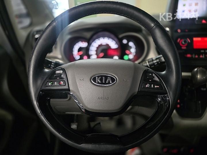 Kia Ray 1.0 Gasoline Luxury 10