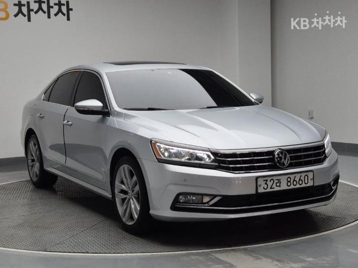 Volkswagen Passat 2.0 TSI 5