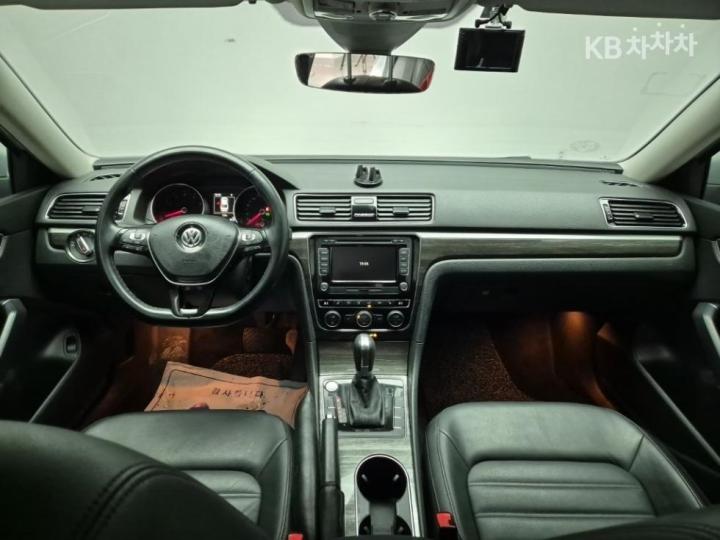 Volkswagen Passat 2.0 TSI 8