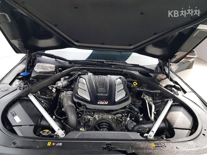 Genesis EQ900 3.3 T-GDI AWD Premium Luxury 7