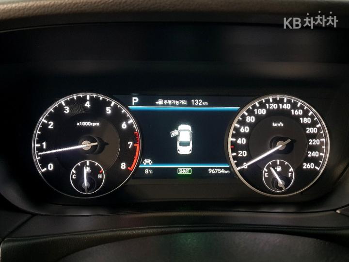 Genesis EQ900 3.3 T-GDI AWD Premium Luxury 6