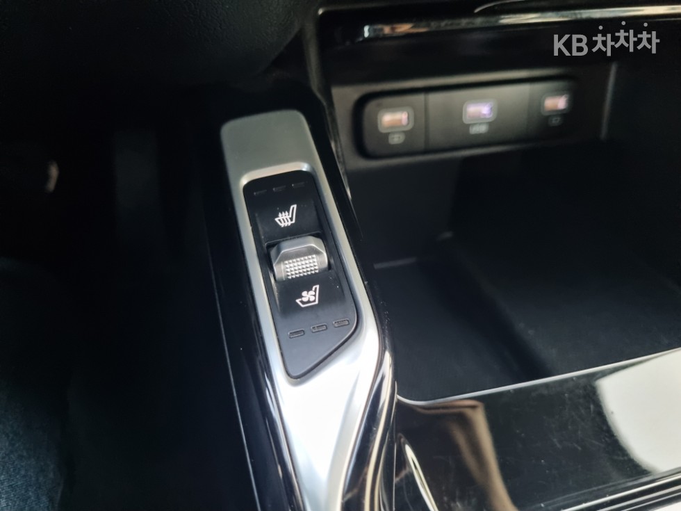 2021 - kia sorento