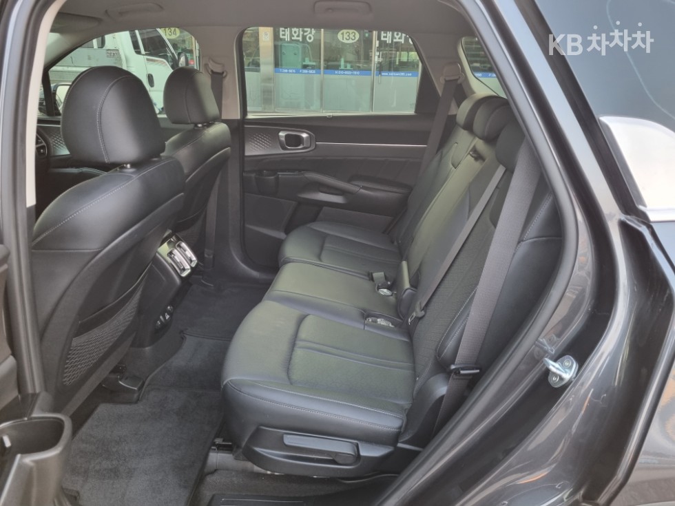 2021 - kia sorento