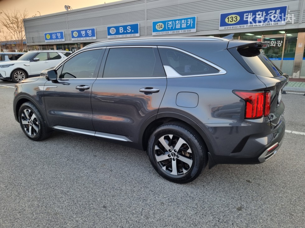 2021 - kia sorento