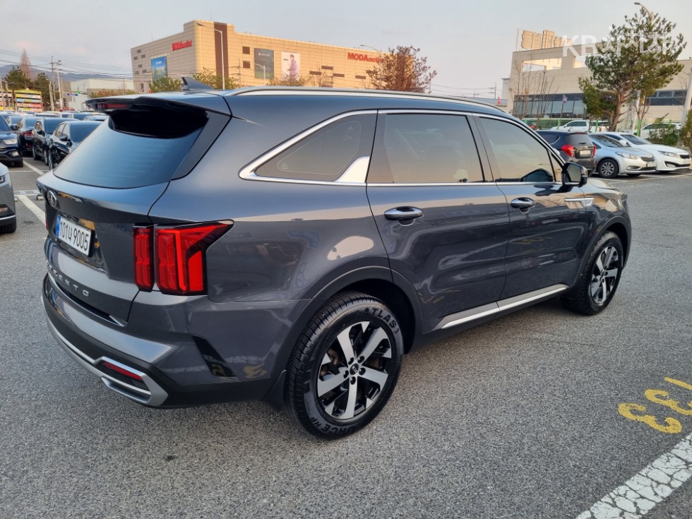 2021 - kia sorento