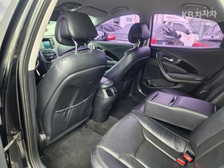 Hyundai Grandeur Hybrid Premium 9