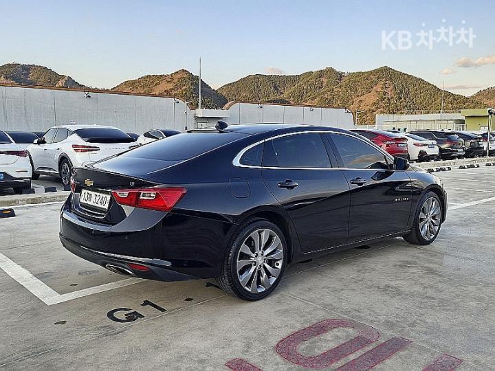 Chevrolet Malibu 2.0 Turbo Perfect Black 7