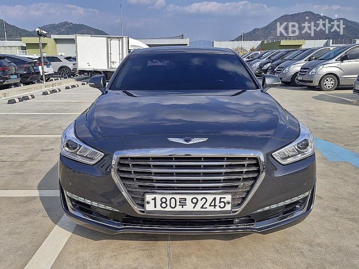 Genesis EQ900 3.8 GDI AWD Luxury 2