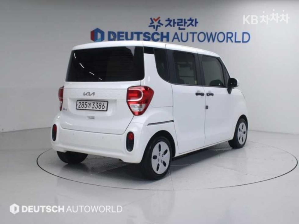 2022 - kia ray