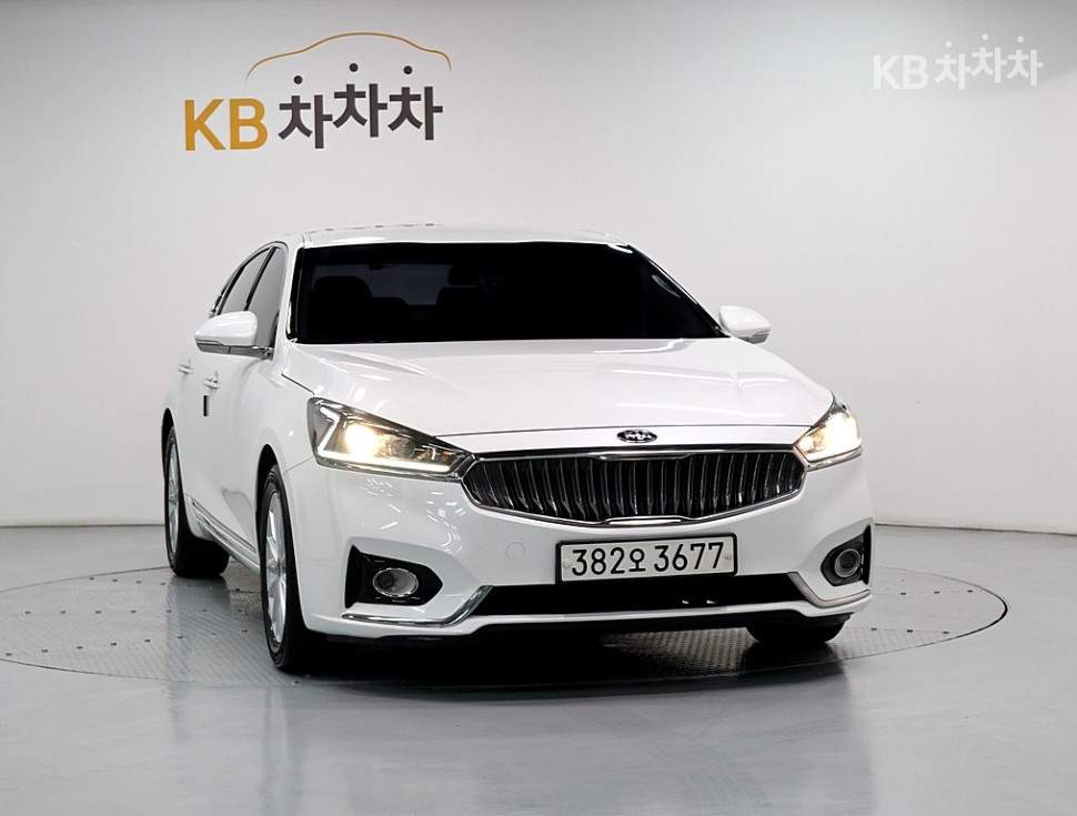 2019 - kia k7
