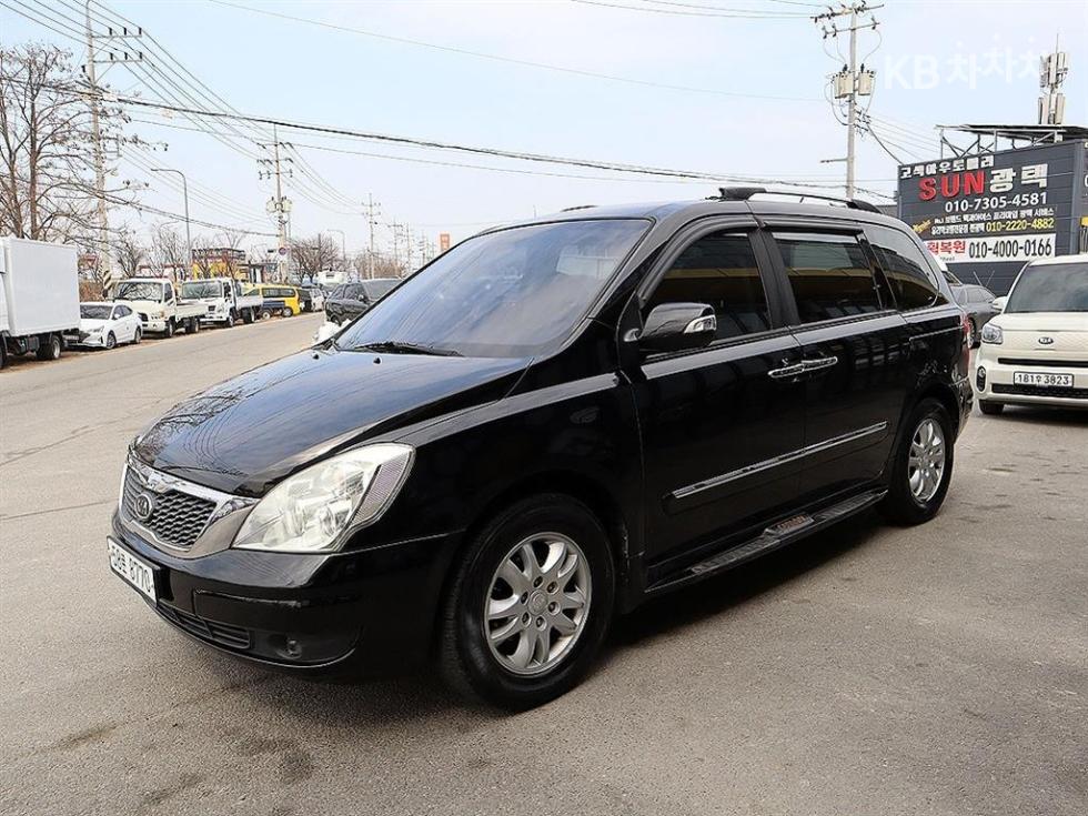 2012 - kia carnival