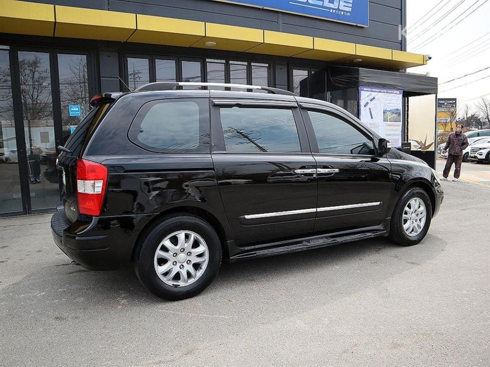 2012 - kia carnival
