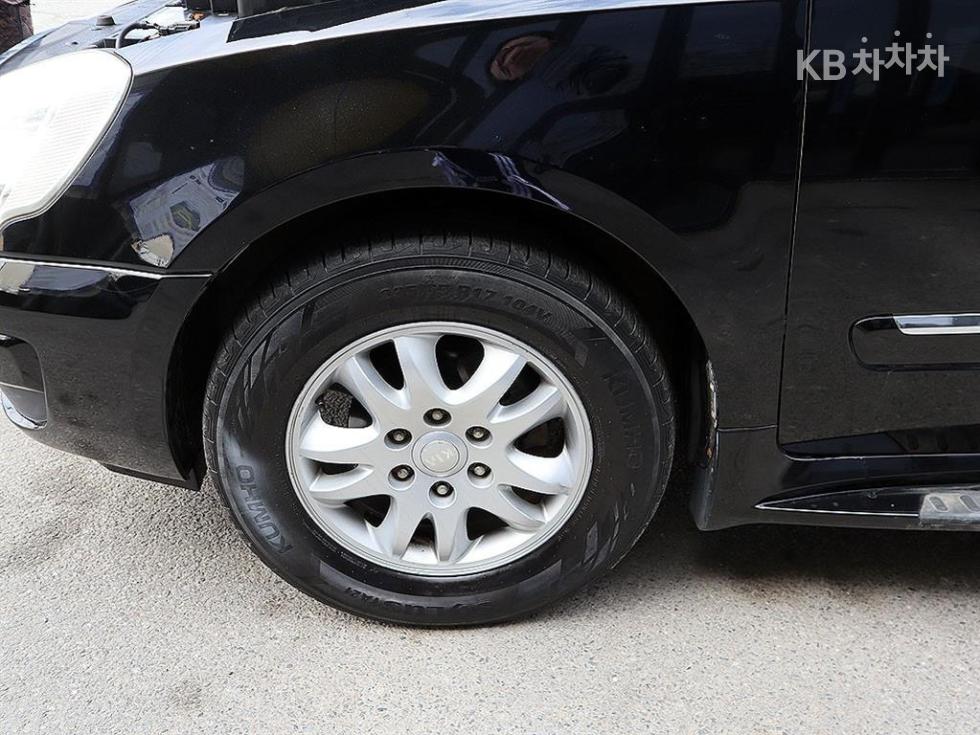 2012 - kia carnival