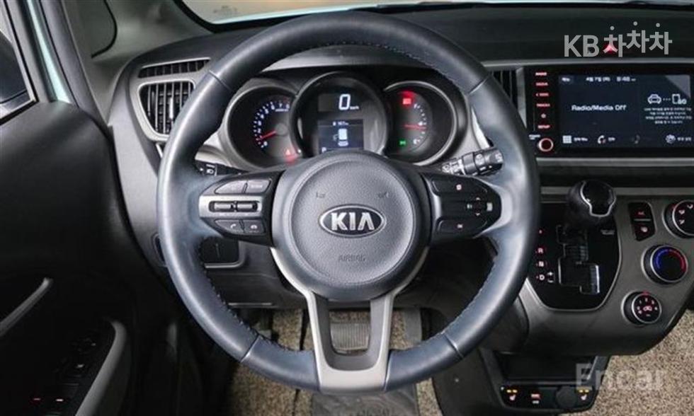 2020 - kia ray