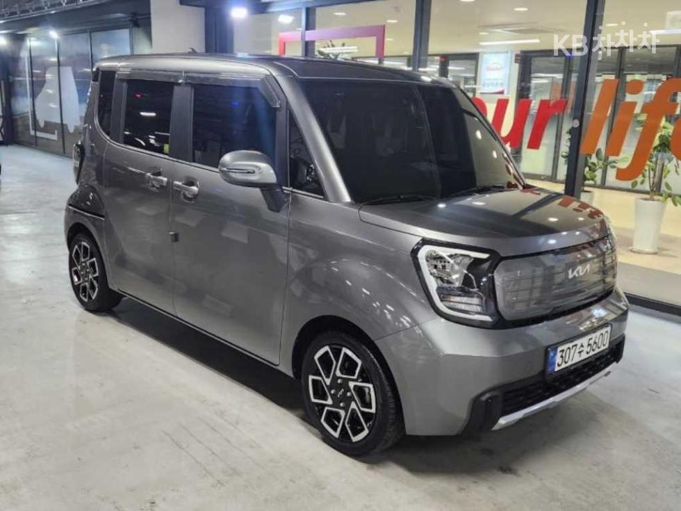 2023 - kia kia