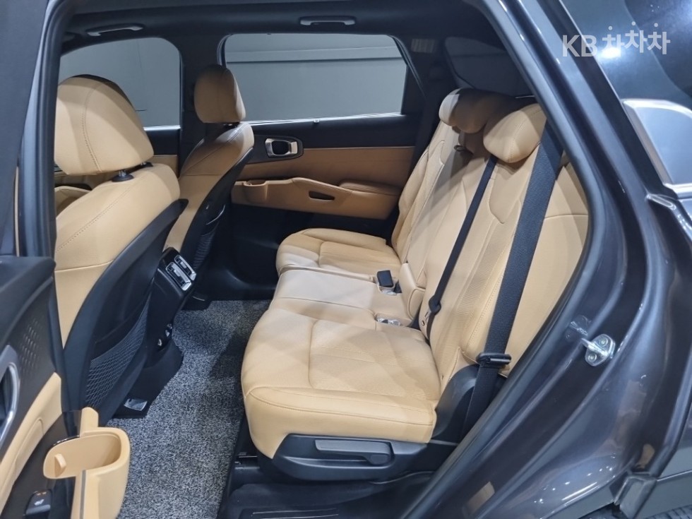 2021 - kia sorento