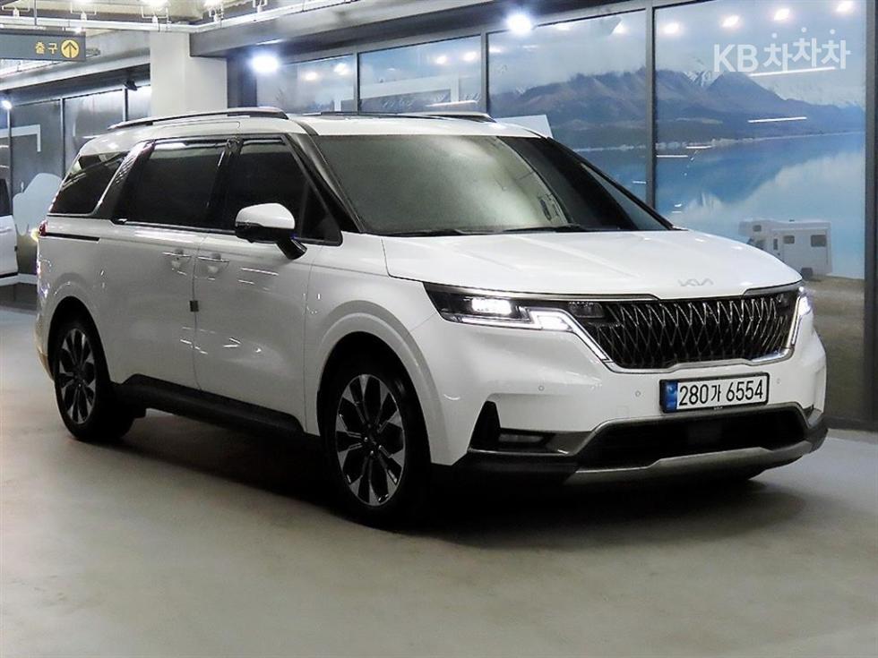Kia 카니발 4세대 D2.2 9인승 시그니처 - фото 1