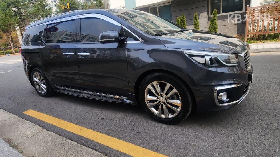 2017 - kia carnival
