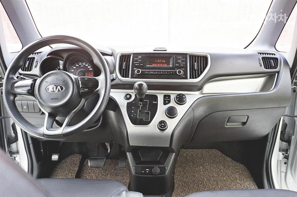 2019 - kia ray