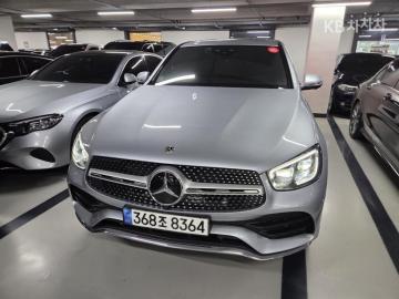 Mercedes-Benz GLC 300 4Matic Coupe 기본형 — foto 1