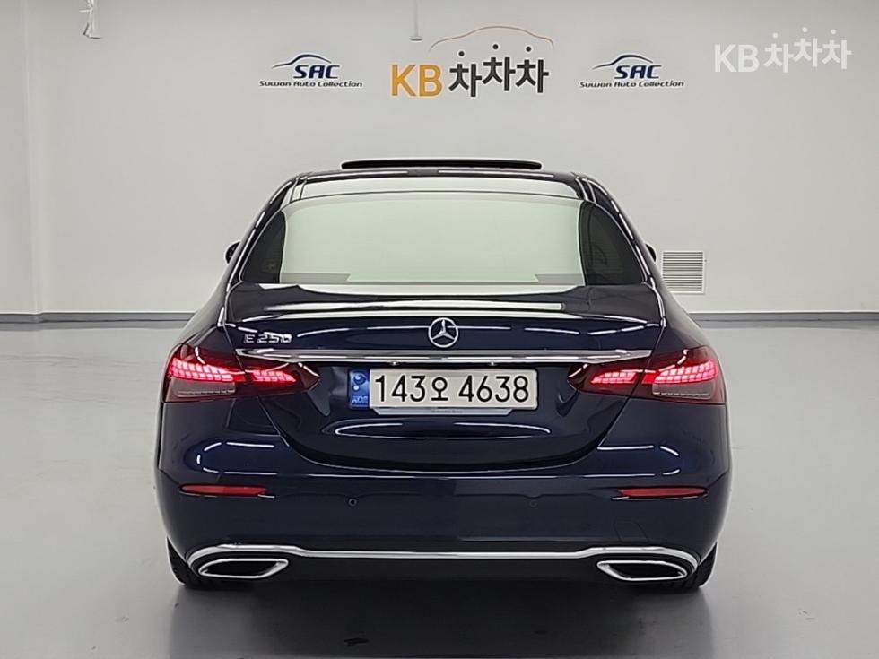 2023 Mercedes-Benz E (W213) photo