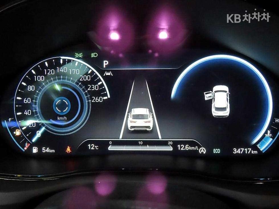 2024 Genesis GV70 photo