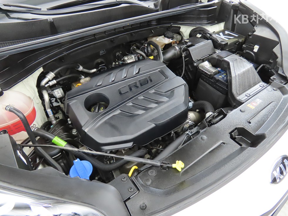 2021 - kia sportage