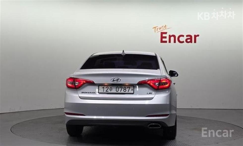 Hyundai Sonata — miniaturë 4