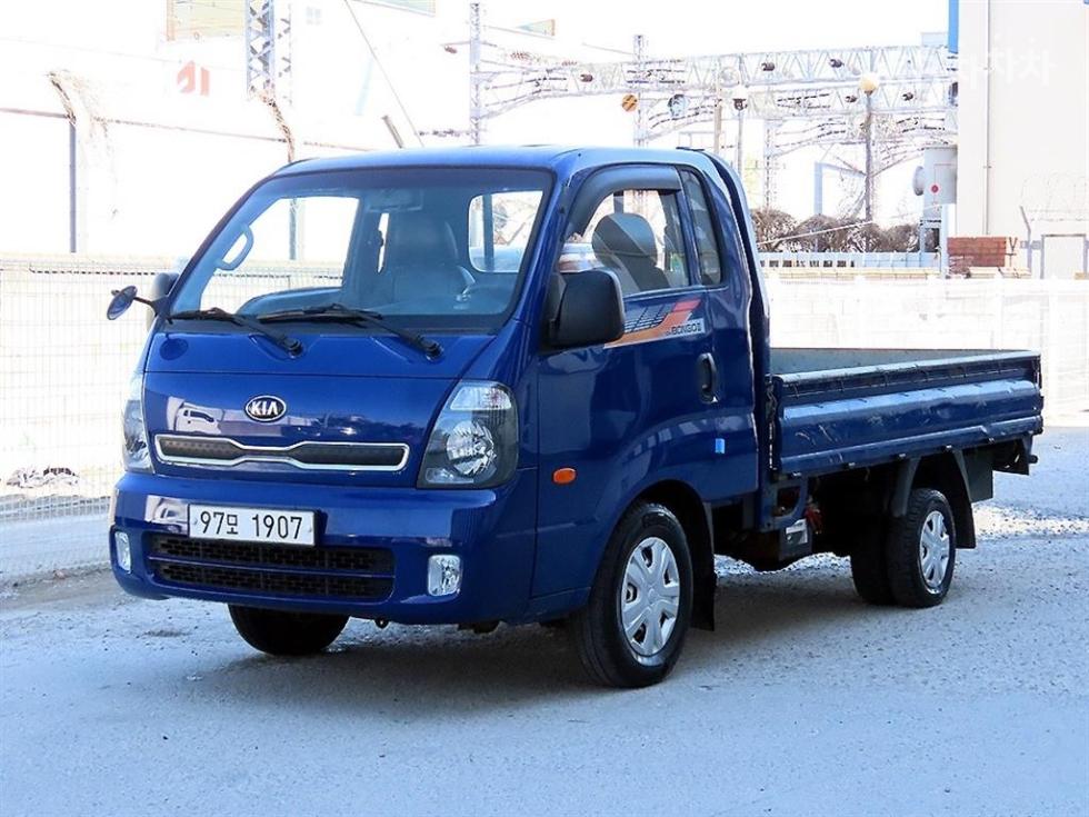 2018 - kia bongo iii