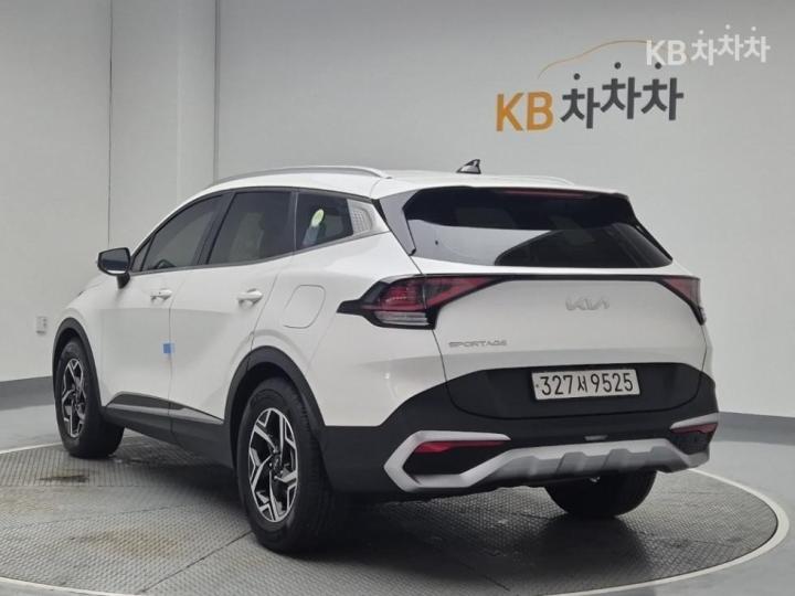 Kia Sportage The D2.0 2WD Prestige — фото 2
