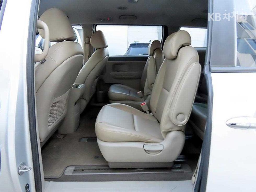 2015 - kia carnival