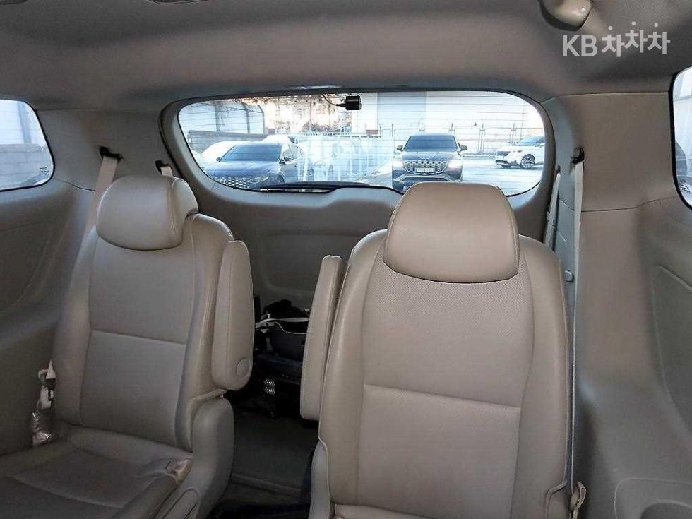 2015 - kia carnival
