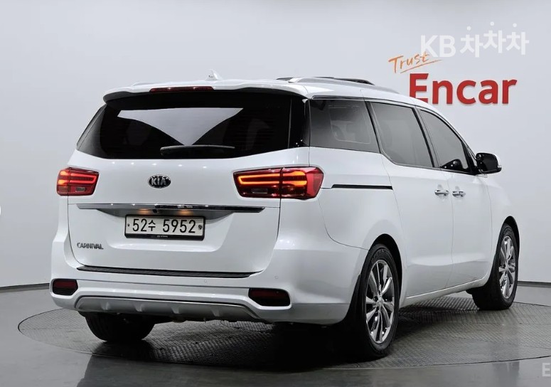 2019 - kia carnival