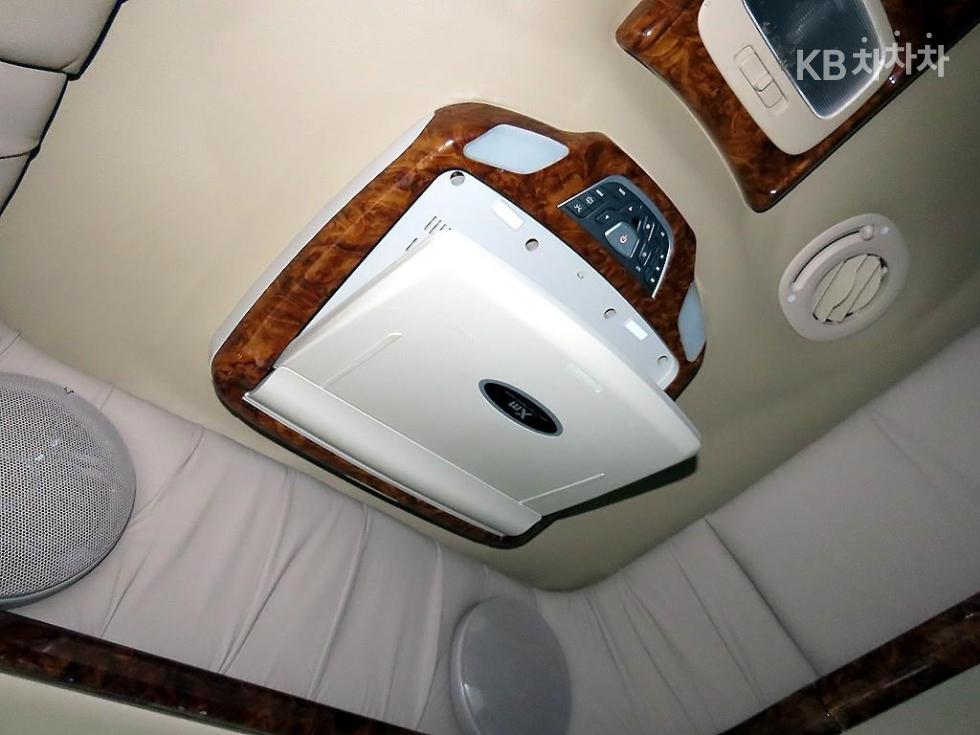 2013 - kia carnival