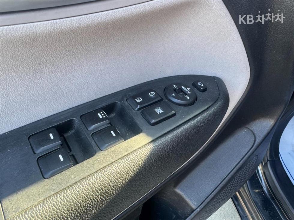 2016 - kia ray-ban