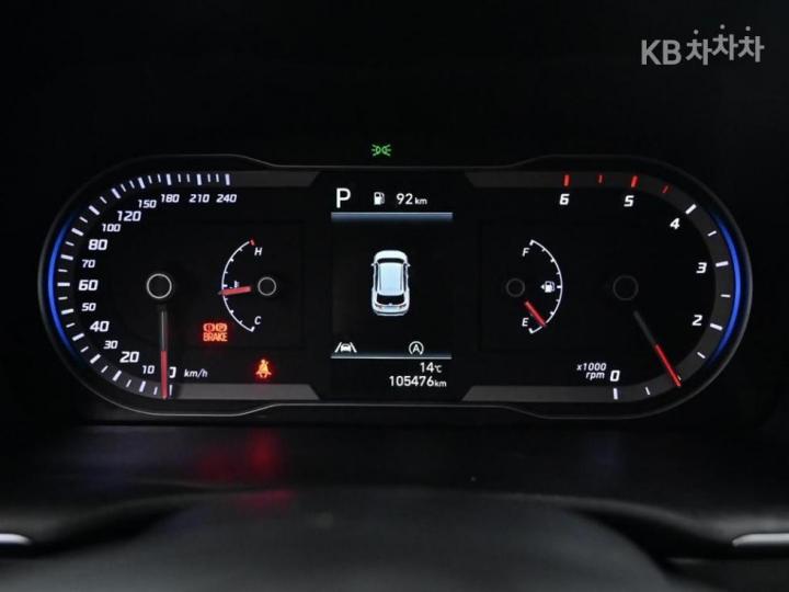 Hyundai Tucson The NX4 Diesel 2.0 2WD Premium 9