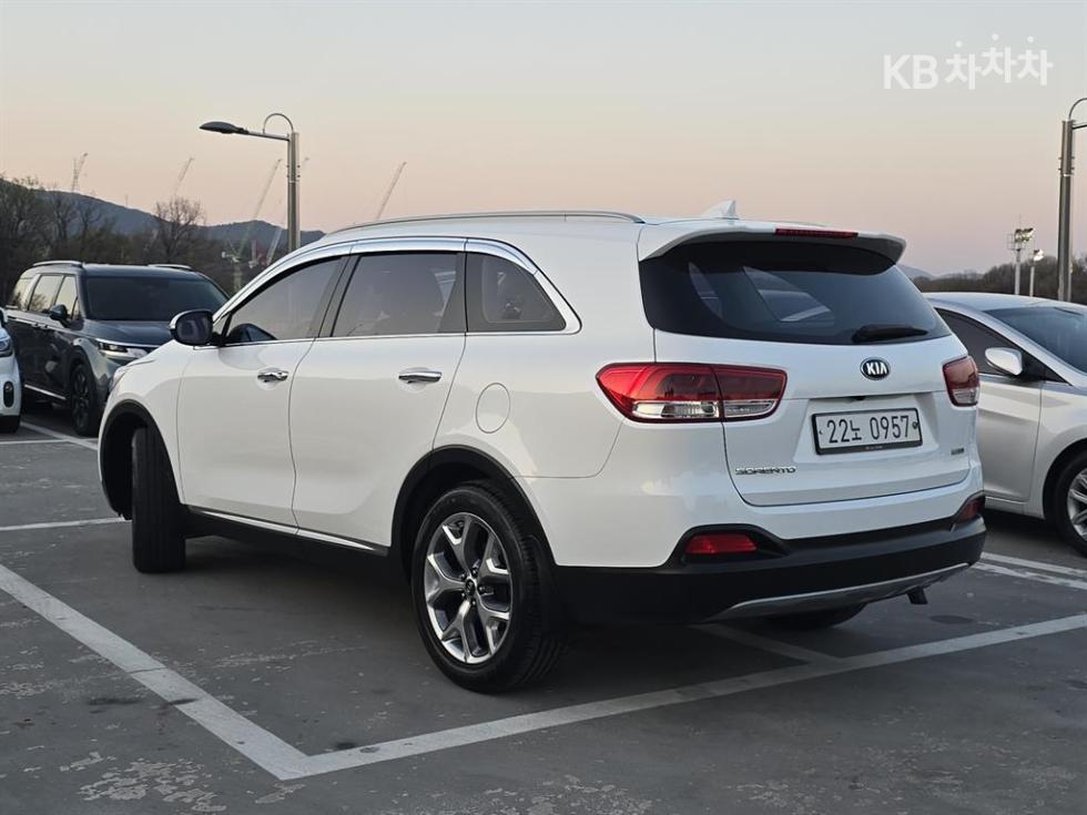 2016 - kia sorento