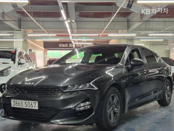 Kia K5 2.0 LPI 렌터카 — foto 1