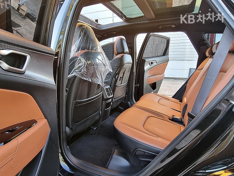 2023 - kia sportage