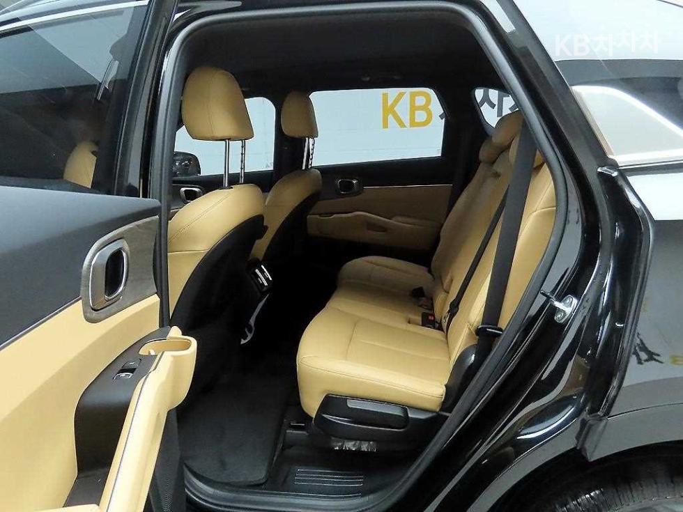 2021 - kia sorento