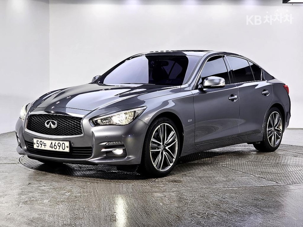 2014 infiniti q50